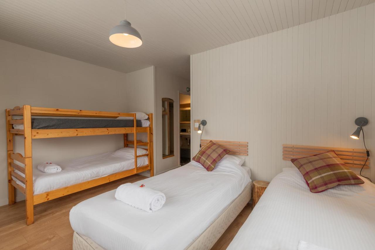 Bed and Breakfast Chalet Les Melezes Тінь Екстер'єр фото